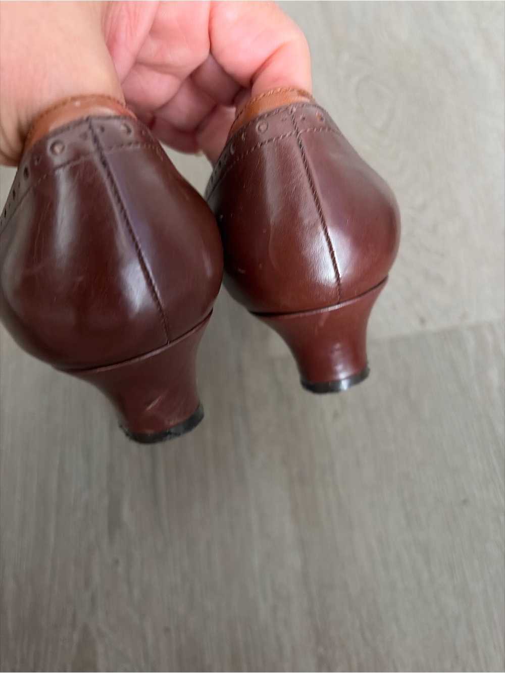 Enzo Angiolini Brown Leather kitten Low Heel Pumps with Bow - Picture 6 of 6
